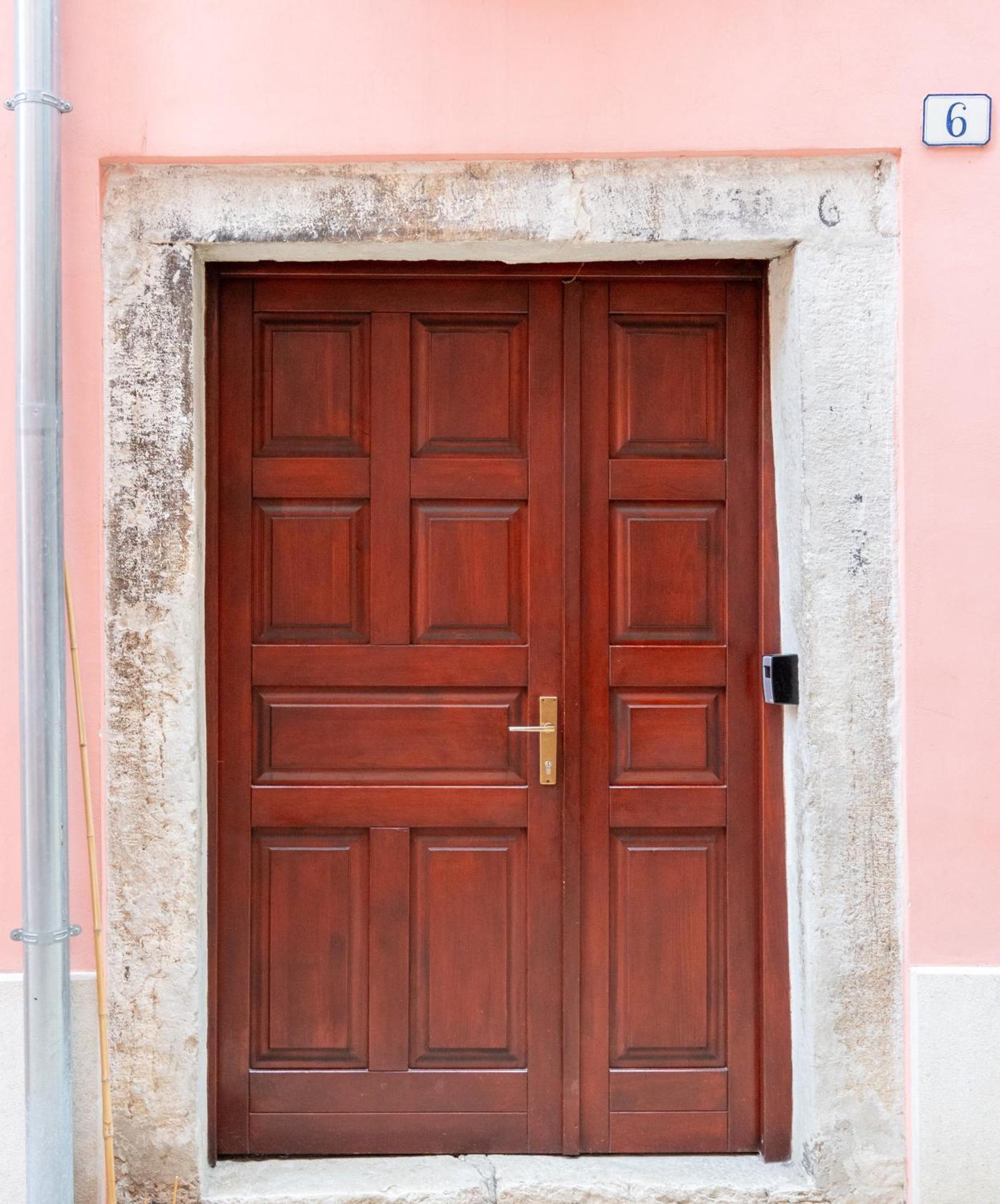 רוביני Loft With 2 Bedrooms - Historical District מראה חיצוני תמונה